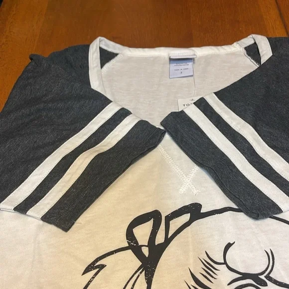 Torrid Veronica Tee “Betty and Veronica” NWT SZ2 never been worn - Picture 5 of 6